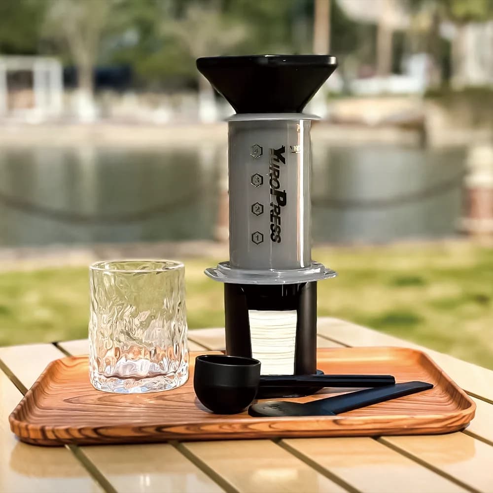 Prenosni kavni aparat French Press